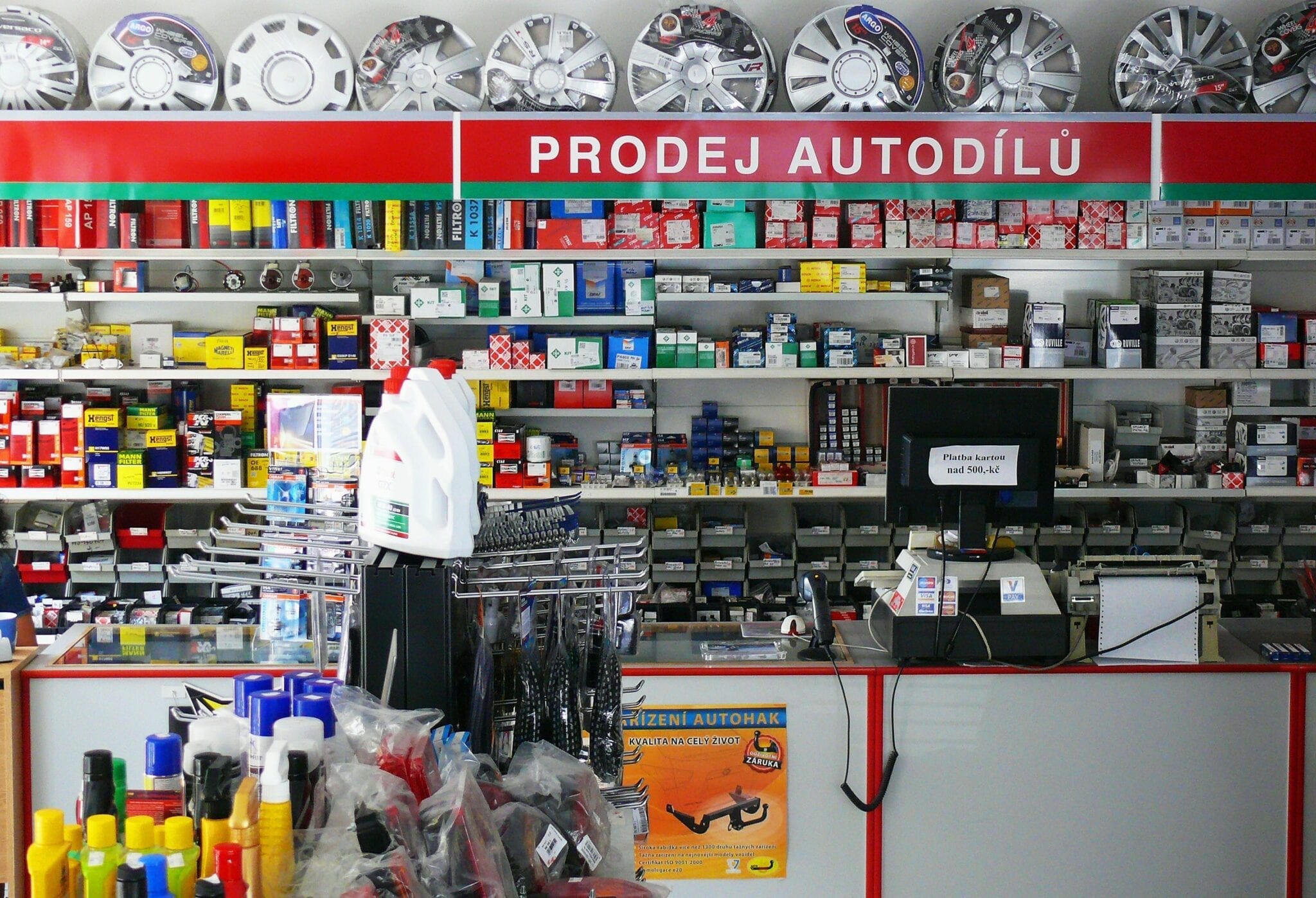 ADEKO CZ - autodíly a autoservis Uherské Hradiště